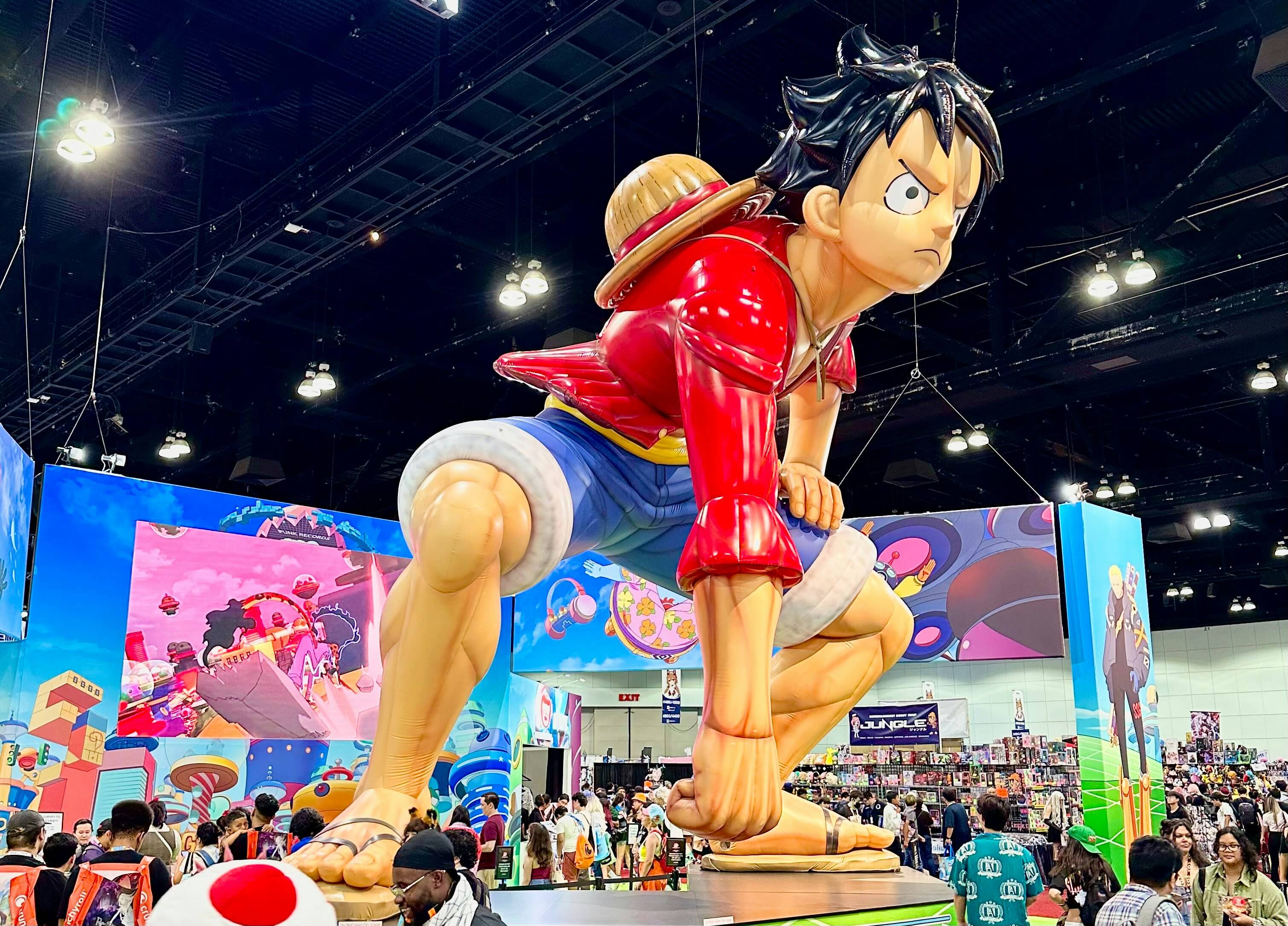 Large statue of Monkey D. Luffy from One Piece at an anime convention